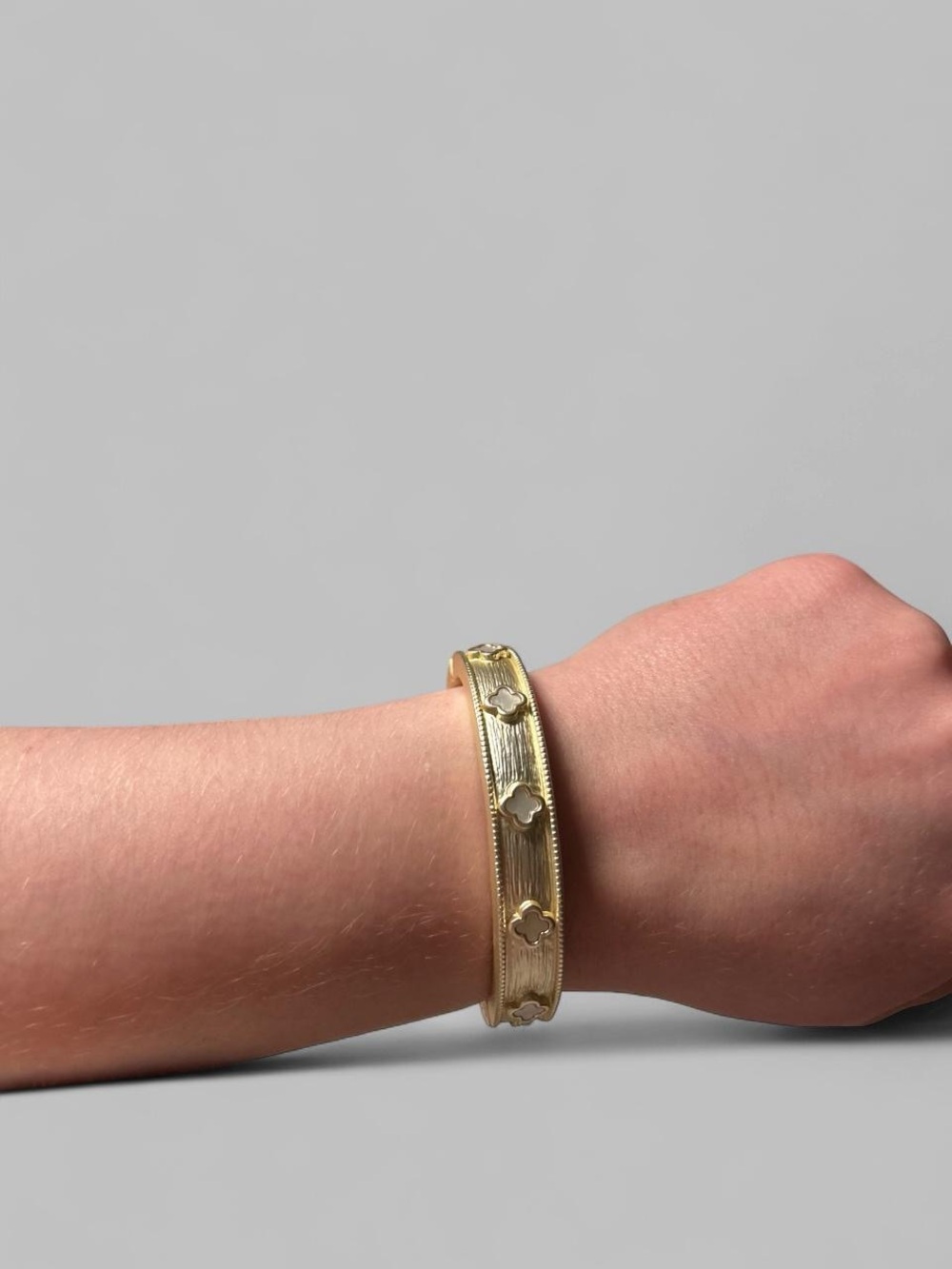 18K Gold-Filled Two-Tone Clover Bangle Tarnish Resistant
